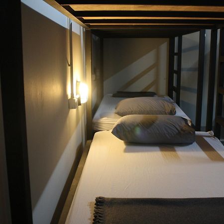 The Mixx Hostel Bangkok Exterior foto